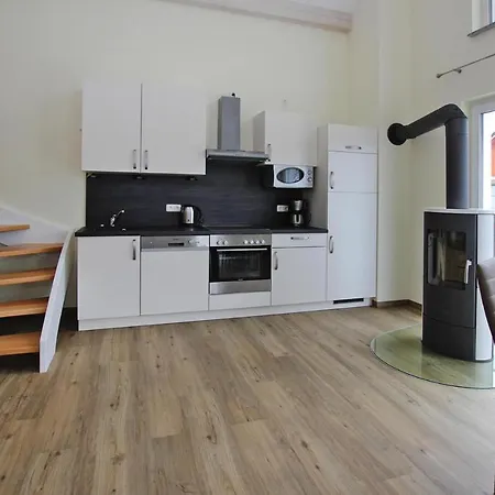 Hafenflair Am Plauer