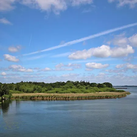 Hafenflair Am Plauer