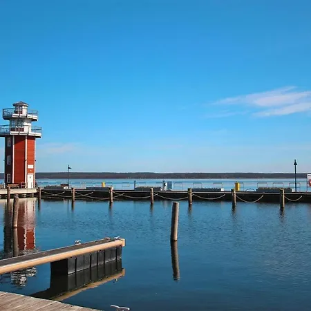 Hafenflair Am Plauer