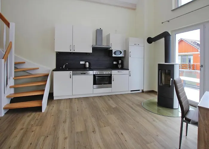 Hafenflair Am Plauer