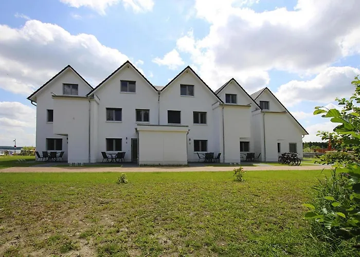 Hafenflair Am Plauer